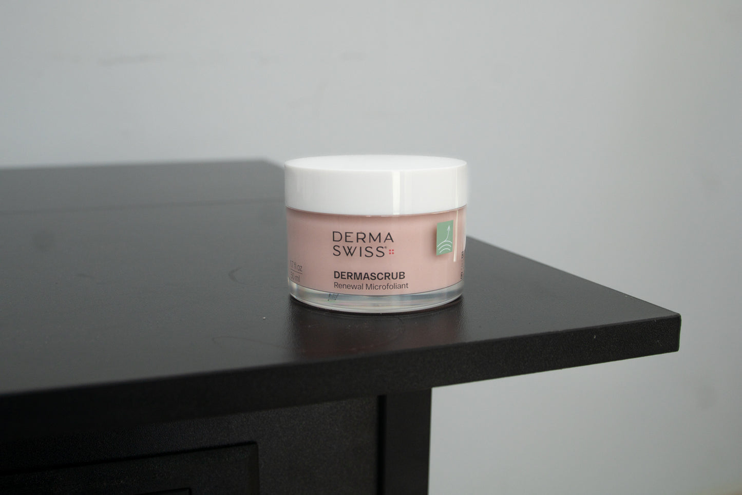 DermaSwiss Dermascrub Renewal Microfoliant