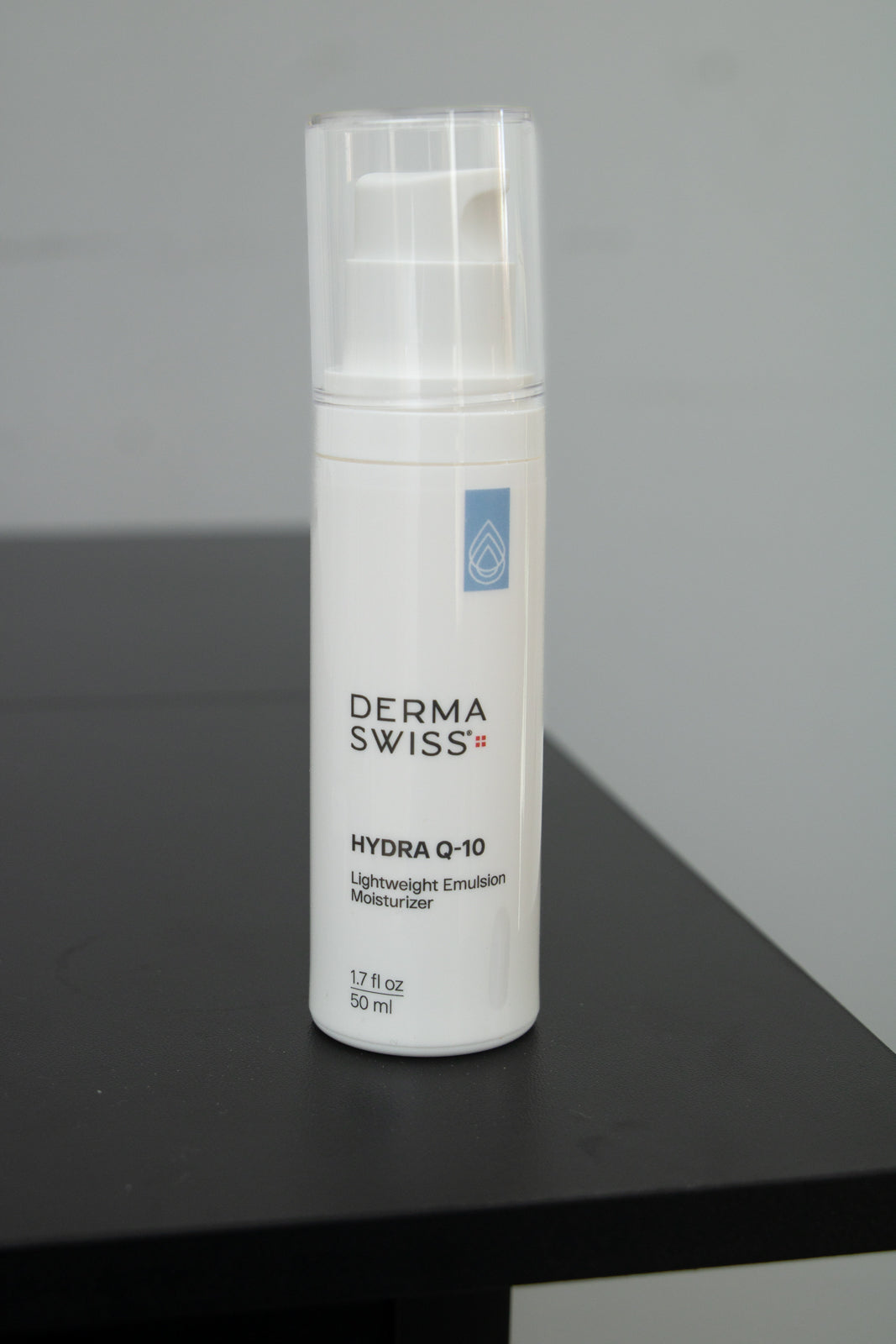 DermaSwiss Hydra Q-10 Lightweight Emulsion Moisturizer